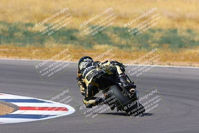 media/Apr-30-2023-CRA (Sun) [[020fcf5d43]]/Race 11-600 Expert Superbike/